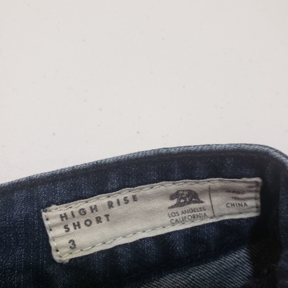 3for$20 high rise shorts size 3 - Picture 3 of 4